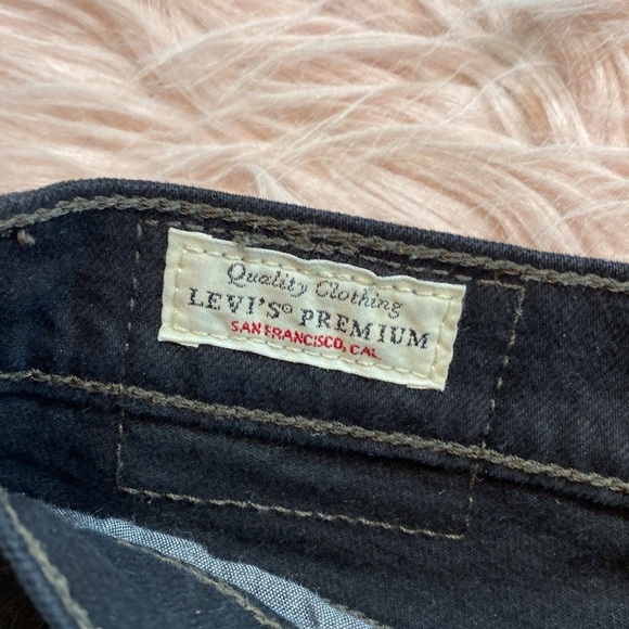 Levi’s Wedgie Icon Fit Black Distressed Jeans sz 26 - Picture 11 of 14